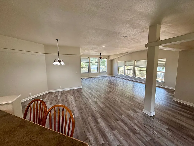 20324 Clearwater Dr — Photo 11
