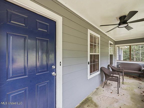 4th image of 4000 Bethesda Rd