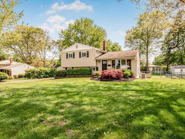 70 Lyncrest Avenue, New City, NY 10956