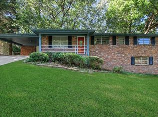 5835 S Bear Dr, Douglasville, GA 30135