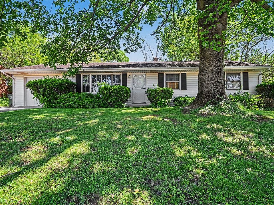 1st image of 213 S Breiel Blvd