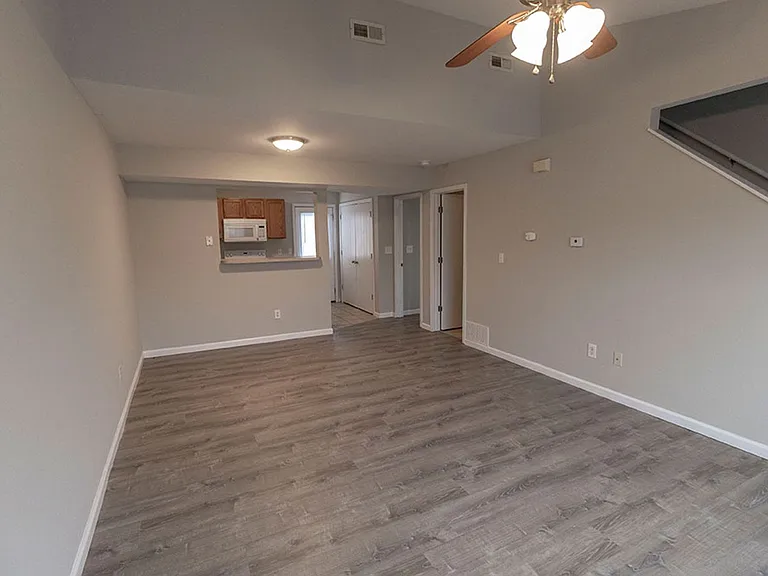 5808-5810 Canaveral Dr — Photo 3