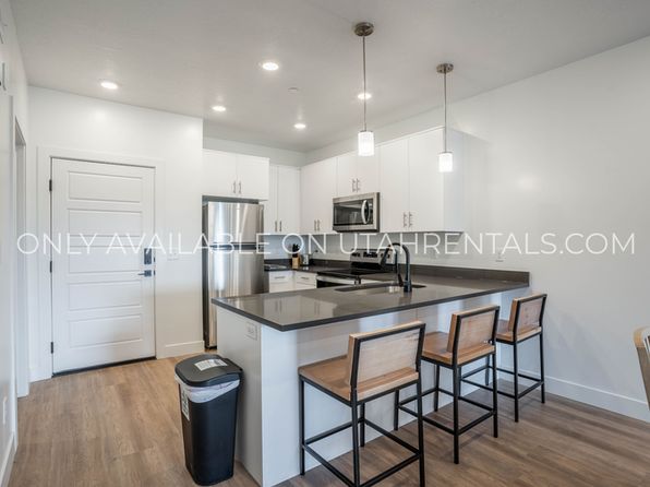 980 W Center St UNIT 205
