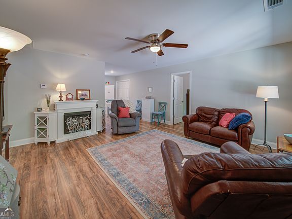 3rd image of 2182 Ben Higgins Rd