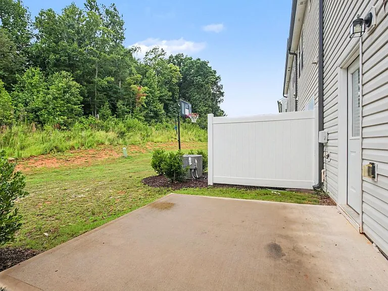 909 Falls Grove Trl — Photo 22