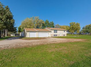 10991 Fox Ave, Northfield, MN 55057