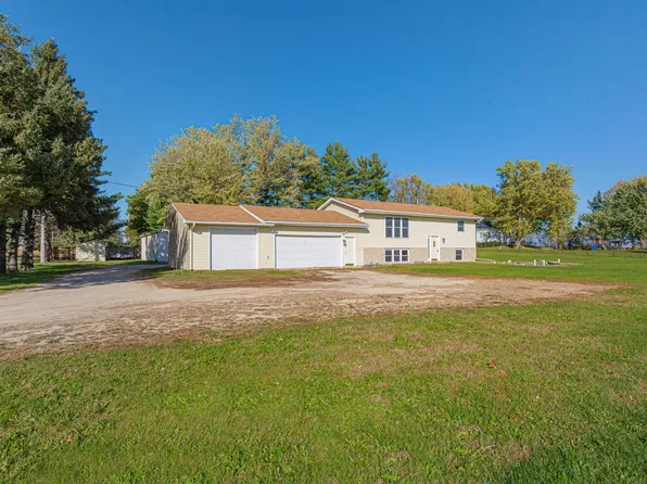 10991 Fox Ave, Northfield, MN 55057
