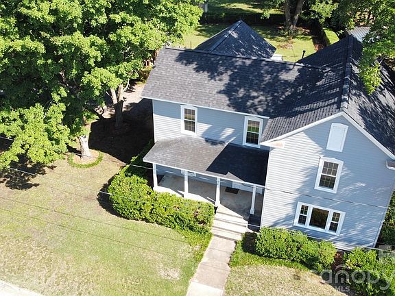 2nd image of 114 N Harris St