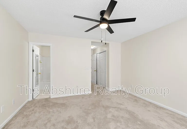 4224 Lake Woodard Dr — Photo 23