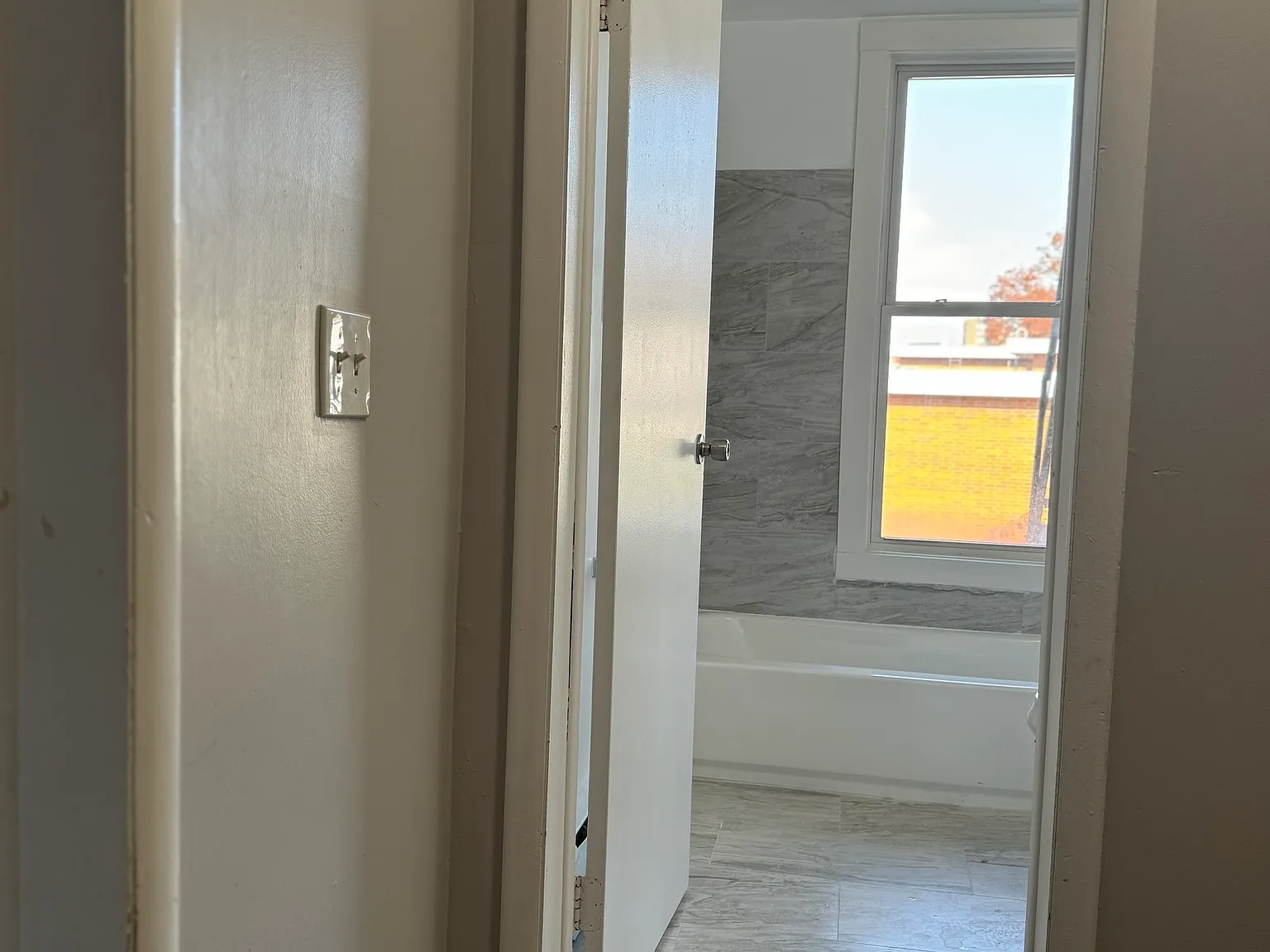 4 bed, $3,200 — Photo 3