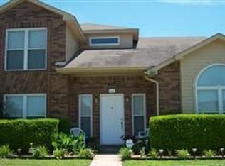 414 Sims Dr, Cedar Hill, TX 75104