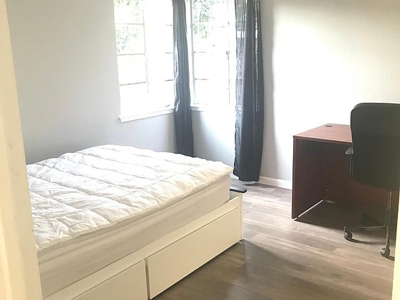 3rd image of 781 Melannie Ct