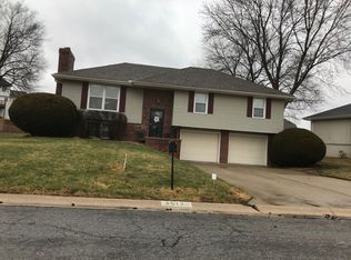 4517 Alpha Ln, Saint Joseph, MO 64506