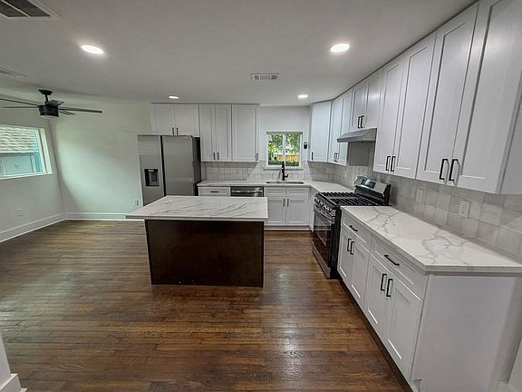 5th image of 7305 Capitol St