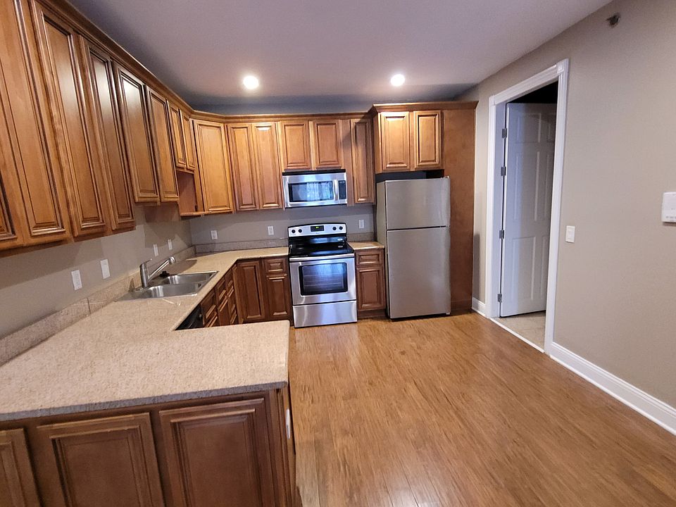 2 bedroom Apartment Style