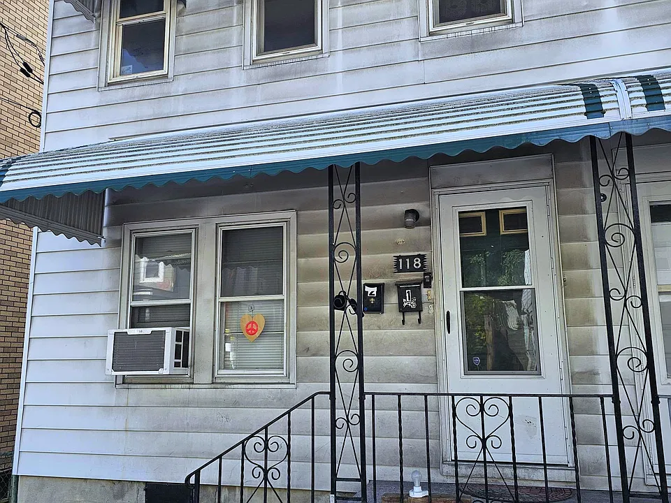 118 Pitt St #2