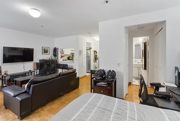 Rented by Nest Seekers International | media 5