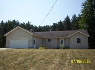10931 Laketon Ave, Ravenna, MI 49451