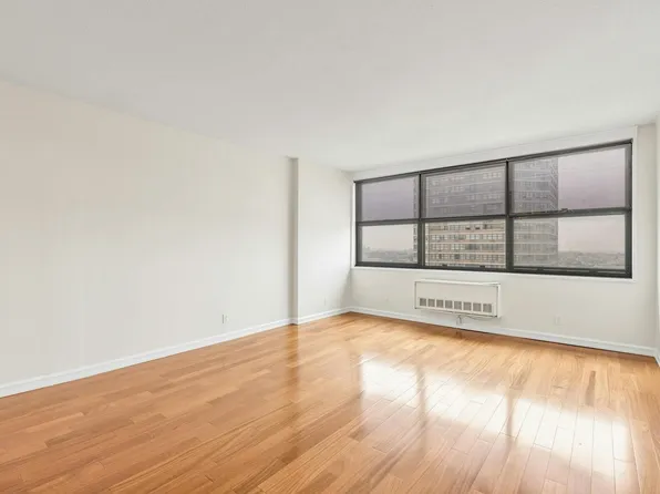 7004 Blvd East image 9 of 34