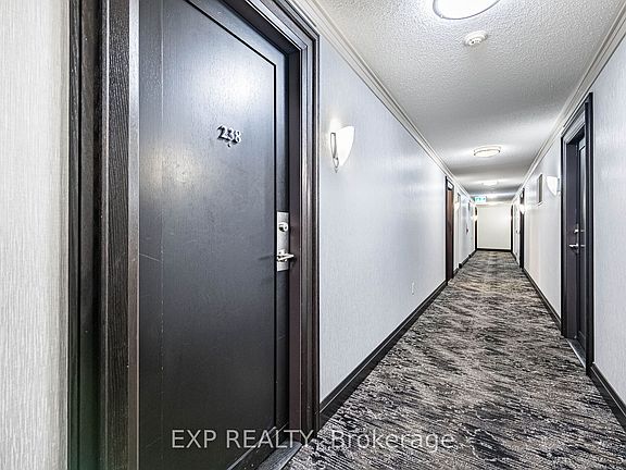 4th image of 35 Viking Ln