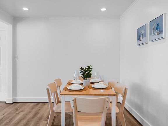 4th image of 139 Abelia Way