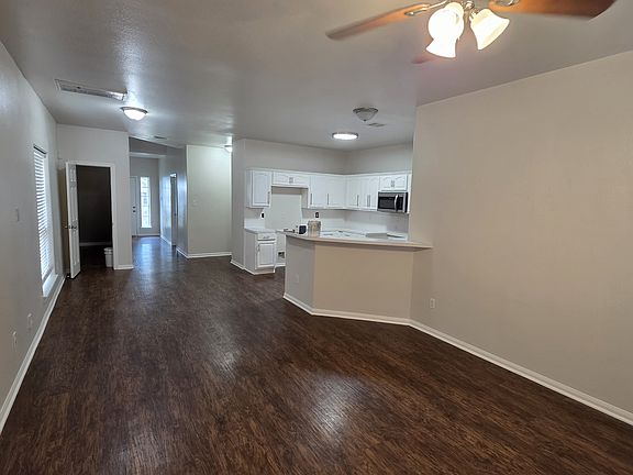 3rd image of 4321 Stassen St APT B
