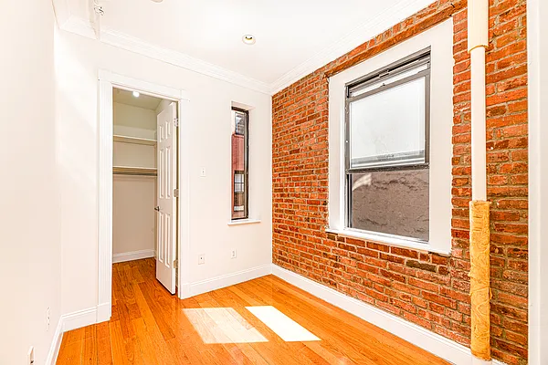 Rented by REAL New York | media 10