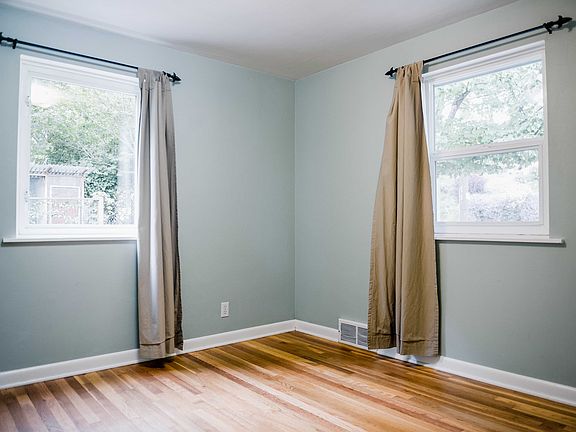 5th image of 4803 3rd Ave NW