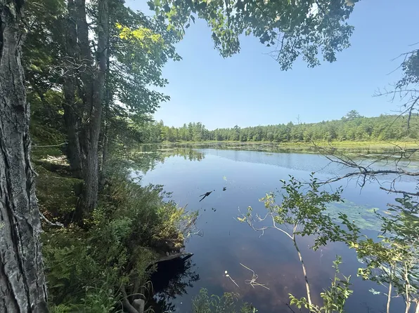 51 Dearborn Hill Hill, Bridgton, ME 04009
