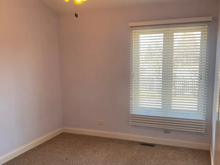 836 Benridge Ct — Photo 11