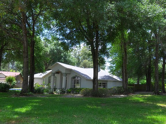 2nd image of 702 SE 42nd Ave