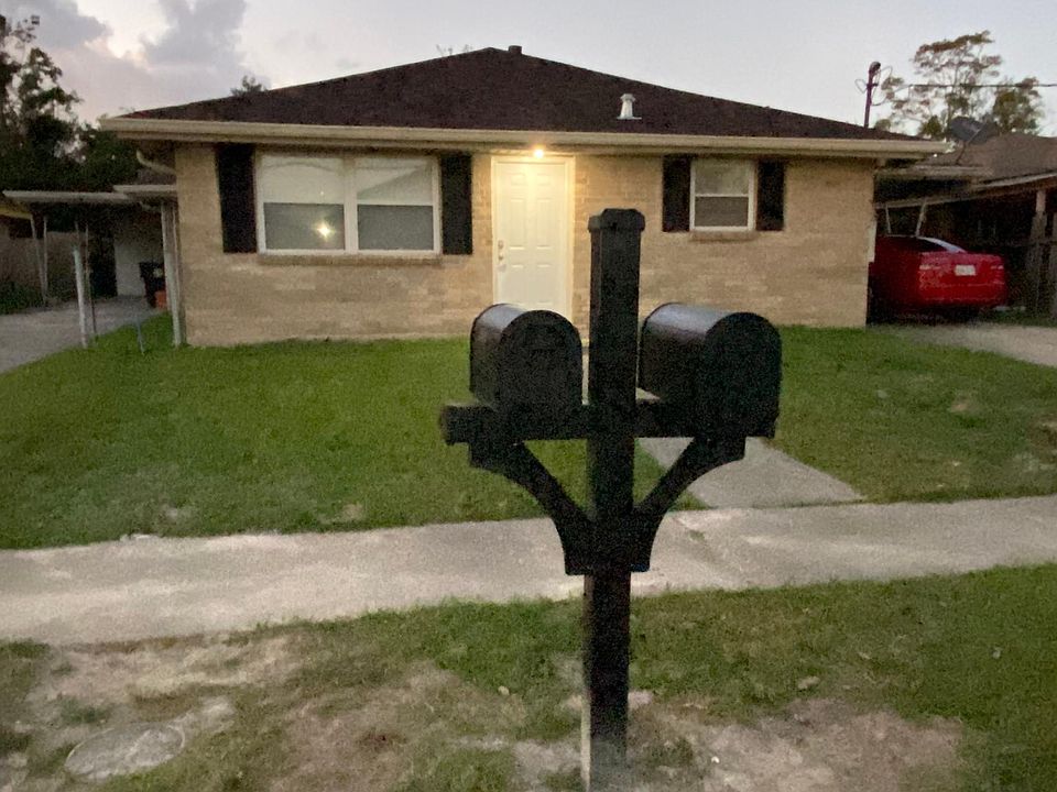 1st image of 8911 Dinkins St #8911