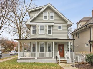 283 Teaneck Rd, Ridgefield Park, NJ 07660