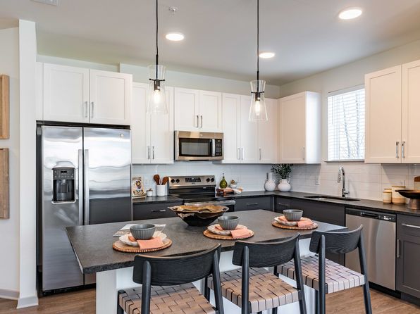 4000 Dr Walter S Davis Blvd #4-4104