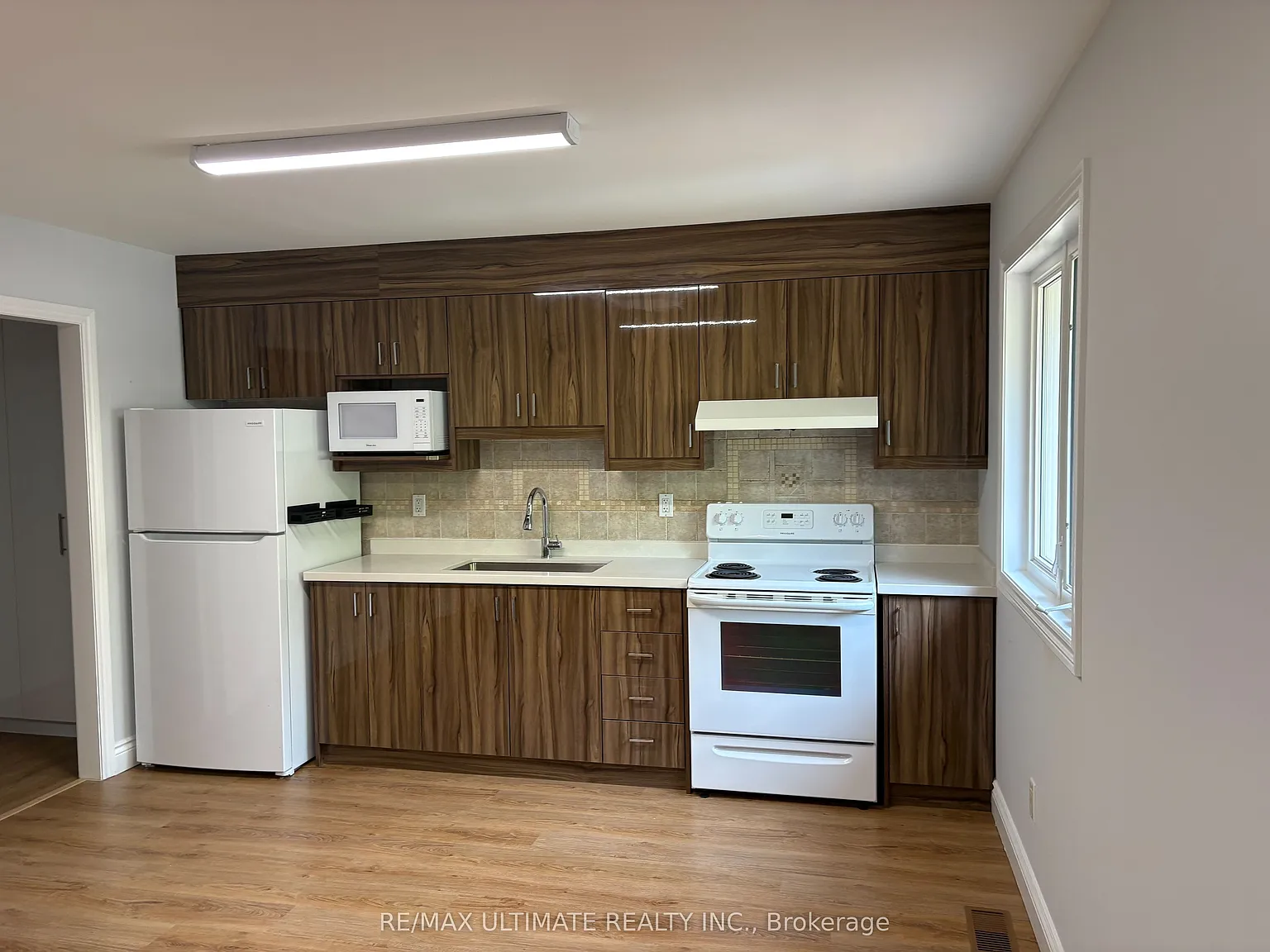1 bed, $2,100 — Photo 3