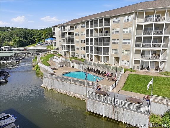 4th image of 4499 Ski Dr Unit 135