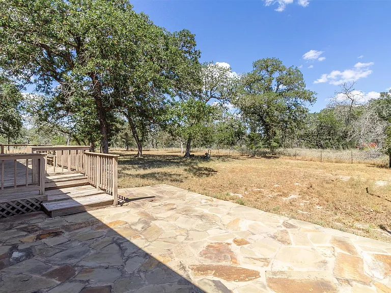 9729 FM 775 — Photo 28