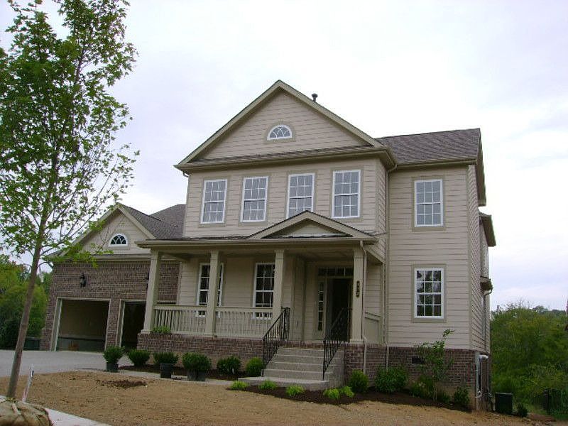 1st image of 173 Rich Cir