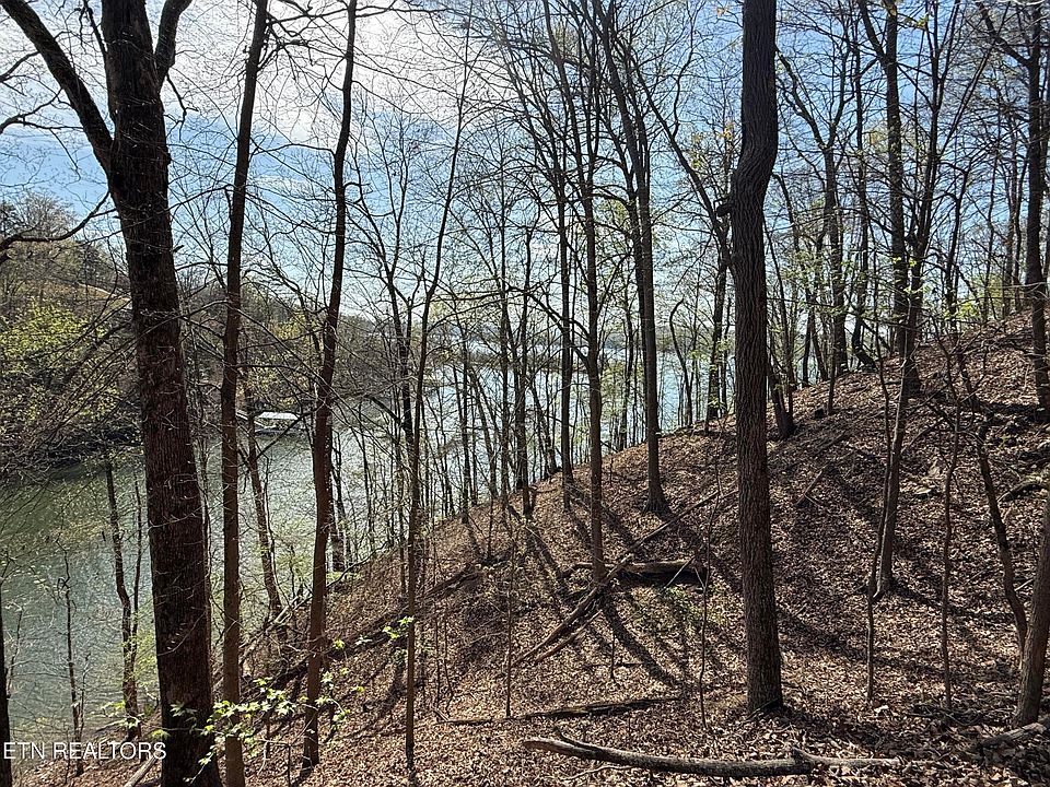 1st image of 39 Eerie Point #39