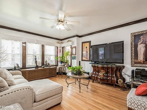 2nd image of 4335 W Kamerling Ave