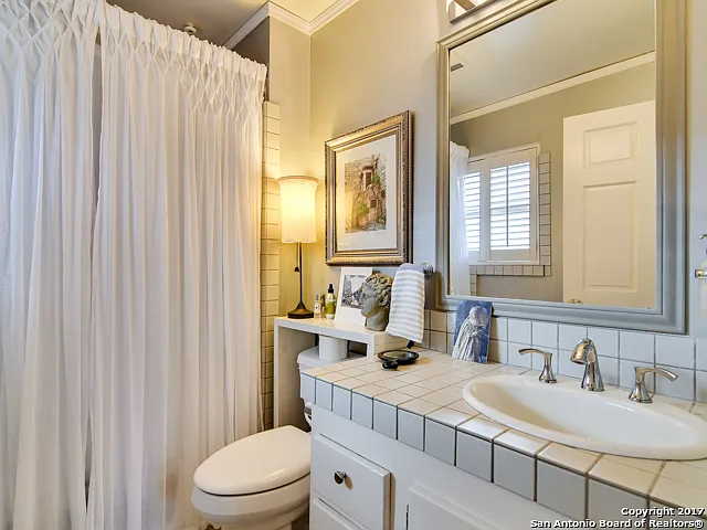 134 W Summit Ave — Photo 14