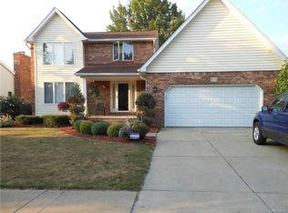 873 Thomas Fox Dr W, North Tonawanda, NY