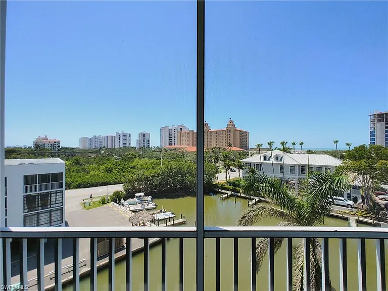 400 Flagship Dr #501 — Photo 29