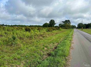 3 Virginia Dr, Atmore, AL 36502