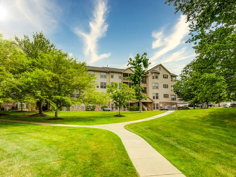 Highlands of Montour Run Apartment Homes — Photo 48