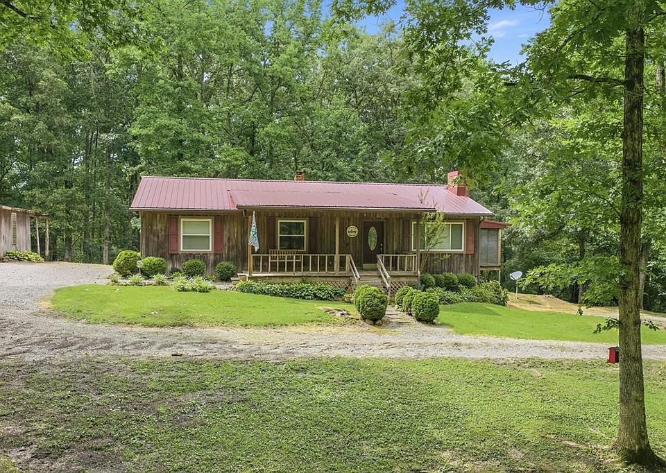 1st image of 165 Thornton Rd