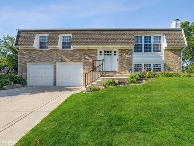 1405 Hodlmair Ln, Elk Grove Village, IL, 60007