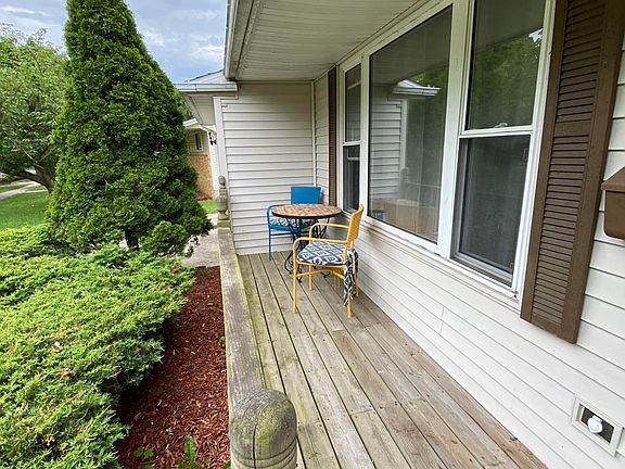 4th image of 2921 Arcadia Dr