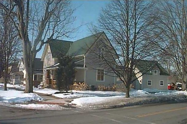 1st image of 101 W Cornelia St