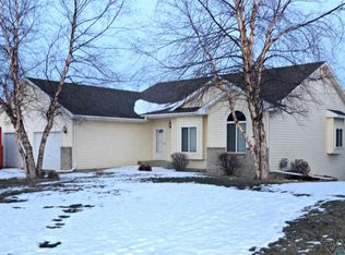1708 S Aberdeen Cir, Sioux Falls, SD 57106